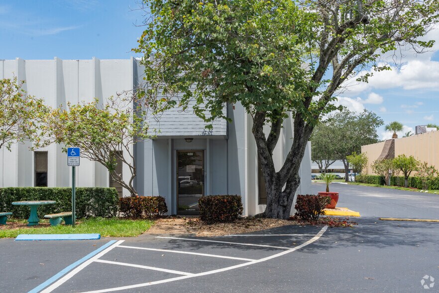 More Photos Of 1001 W Cypress Creek Rd, Fort Lauderdale Office For Lease
