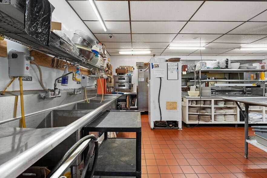 More Photos Of W11466 US Hwy 8, Dunbar Restaurant For Sale
