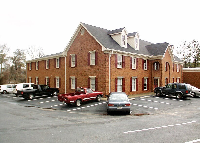 More Photos Of 2227 Idlewood Rd, Tucker Medical For Lease