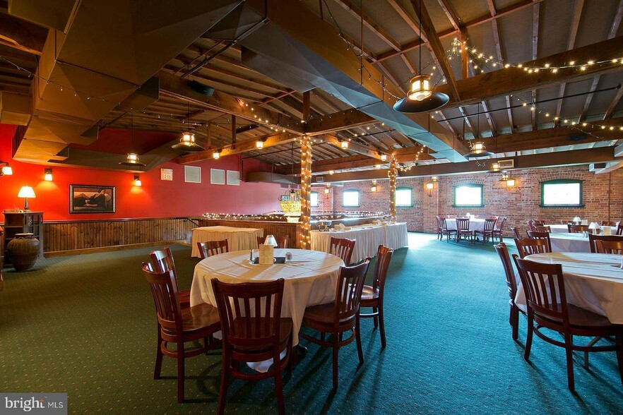 More Photos Of 121-125 E Piccadilly St, Winchester Restaurant For Sale