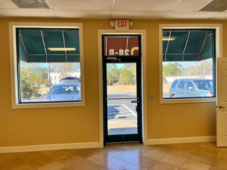 More Photos Of 128 Elk Dr, Murrells Inlet Flex For Lease