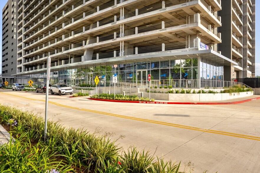 Primary Photo Of 6919 Main St, Houston Apartments For Lease