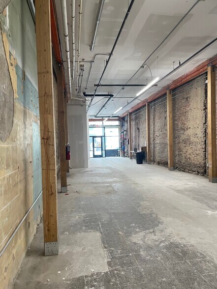More Photos Of 419 Union St, Nashville Storefront For Lease