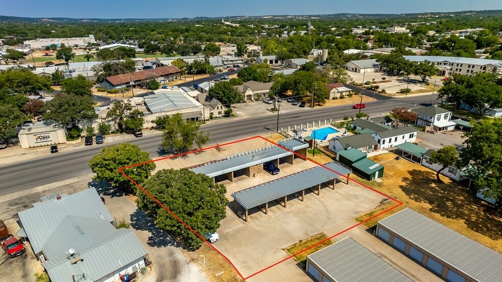 More Photos Of 405 S Washington St, Fredericksburg Carwash For Sale