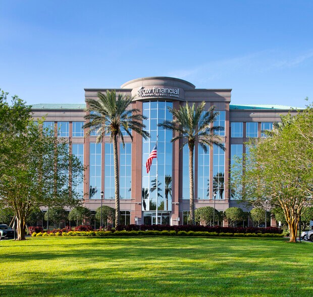More Photos Of 9927 Delaney Lake Dr, Tampa Office For Sale