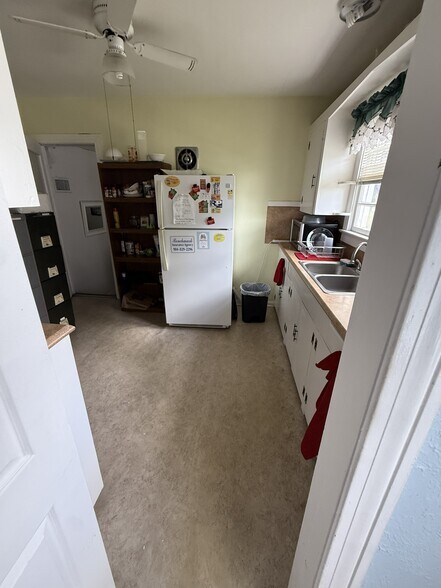 More Photos Of 1 Spencer St, Saint Augustine Office For Lease