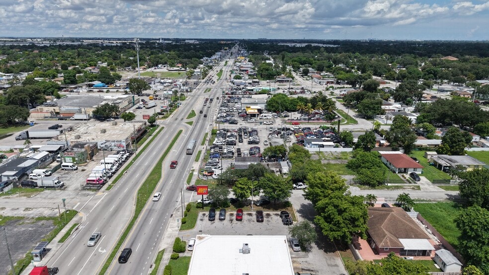 More Photos Of 9301 NW 27th Ave, Miami Auto Dealership For Sale