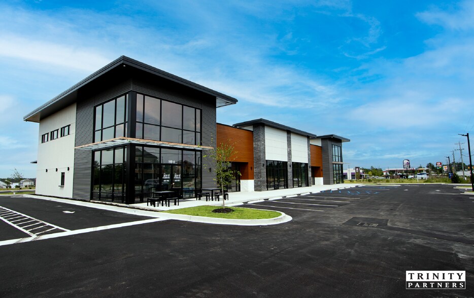 More Photos Of 565 Spears Creek Church Rd, Elgin Storefront Retail Office For Lease