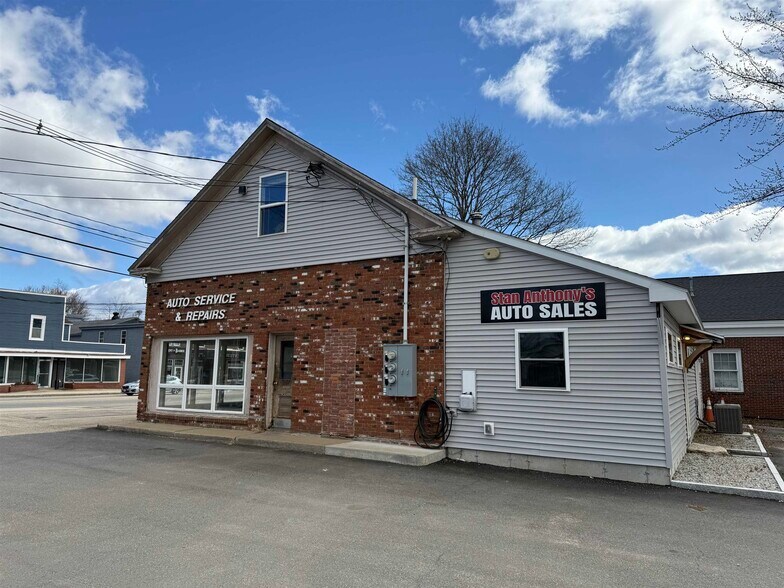 Primary Photo Of 45 Main St, Conway Office For Lease