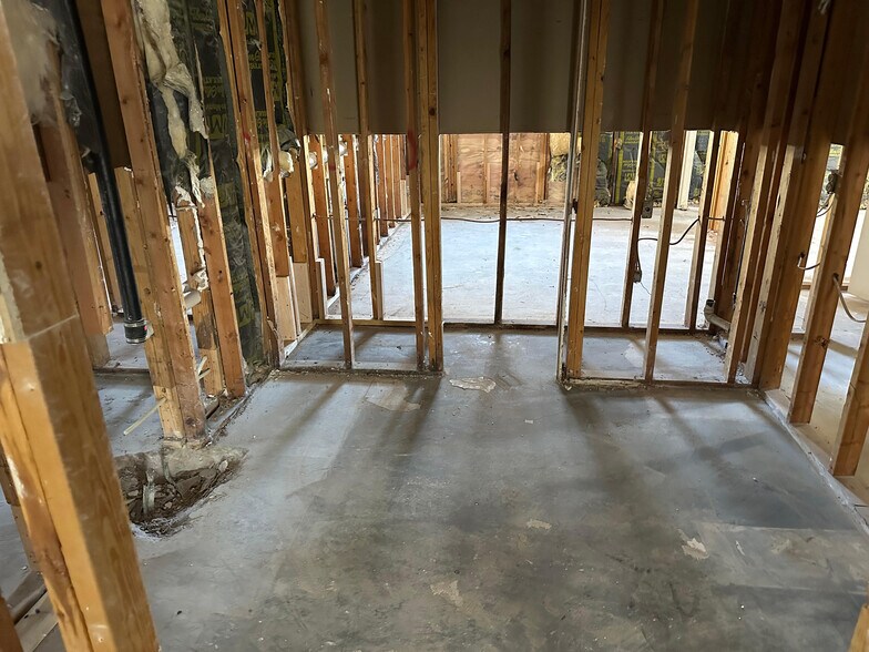 More Photos Of 2302 NW 38th St, Lawton Apartments For Sale