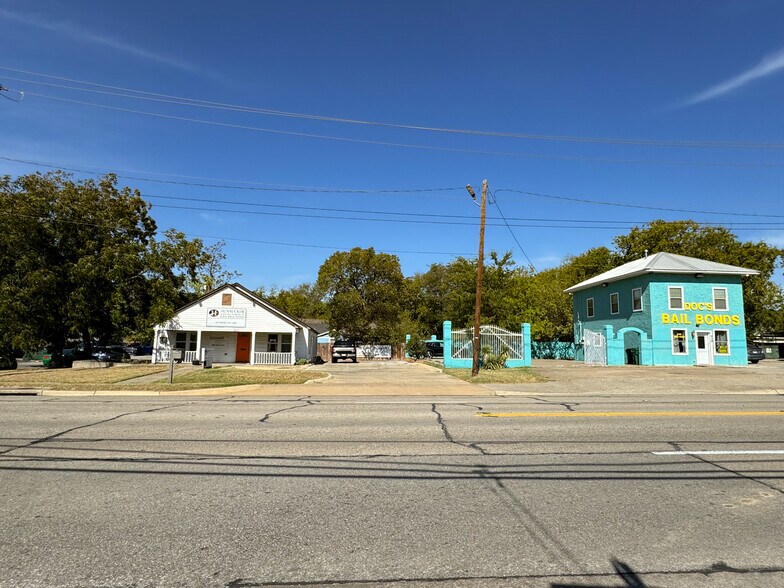 More Photos Of 1004 E McKinney St, Denton Land For Sale