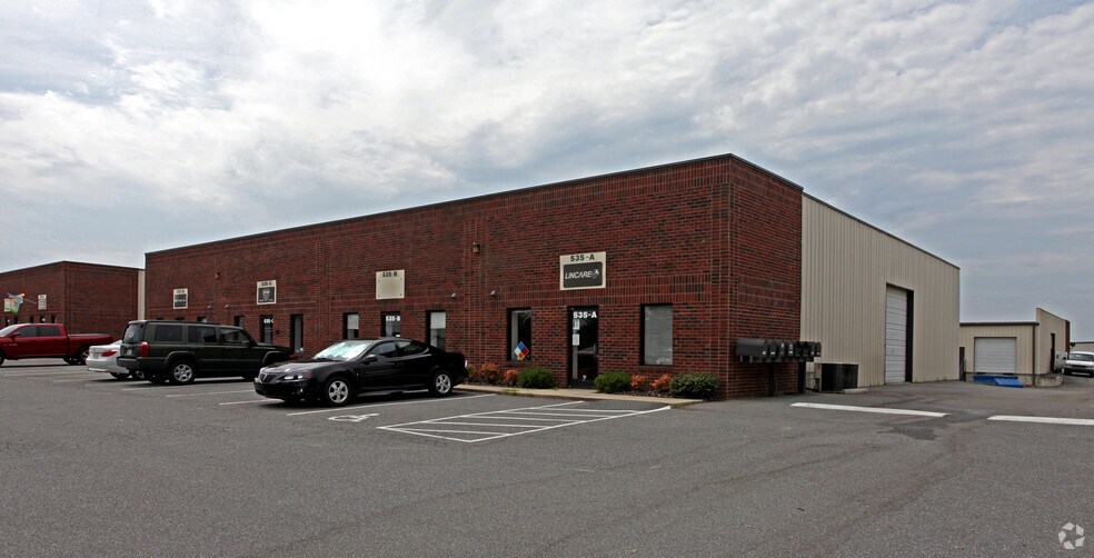 Primary Photo Of 535 NW Pitts School Rd, Concord Warehouse For Lease