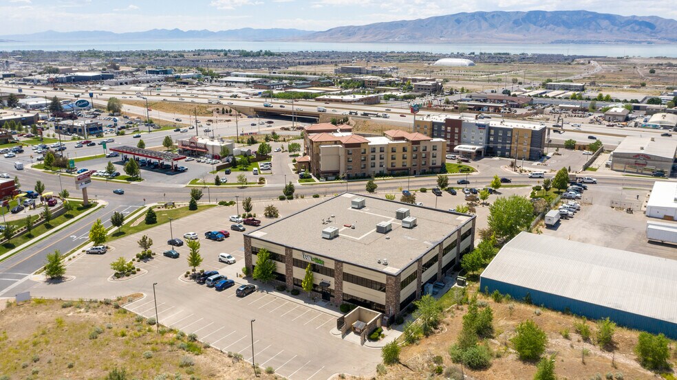 More Photos Of 898 N 1200 W, Orem Schools For Lease