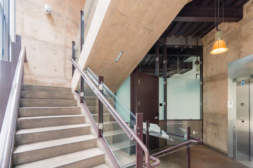 More Photos Of 116 University Ave, Palo Alto Office For Sale