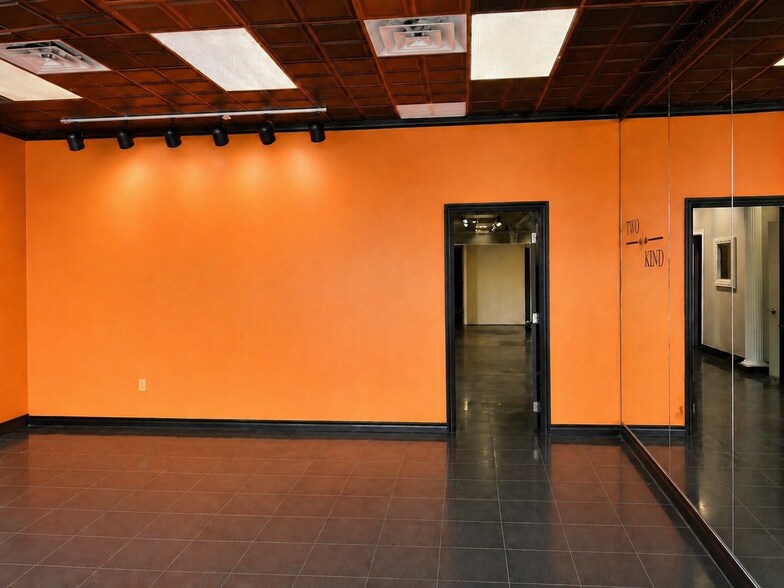 More Photos Of 4000 Steeles Ave W, Vaughan Flex For Lease