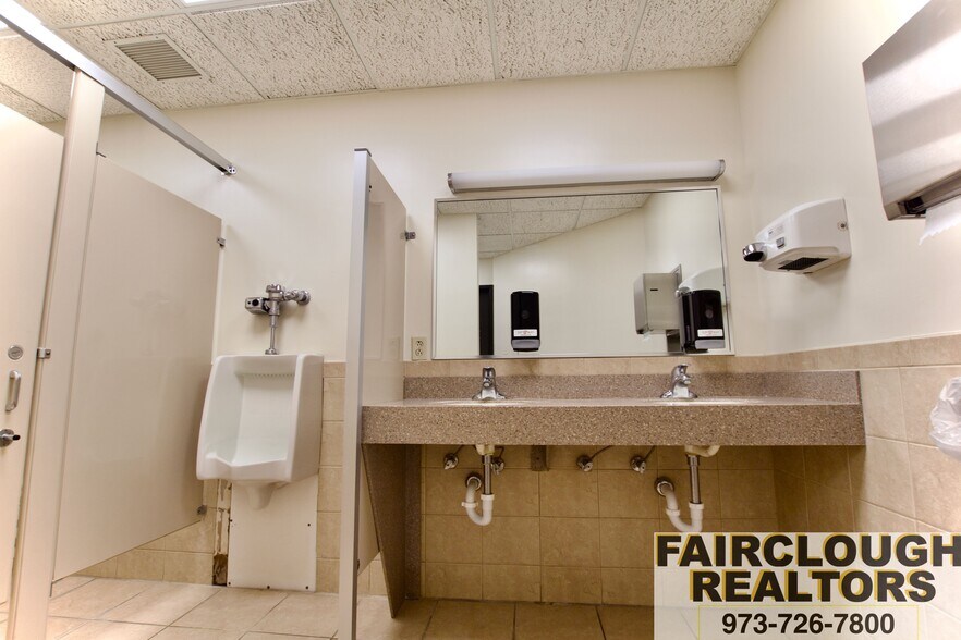 More Photos Of 227 Route 206, Flanders Office For Lease