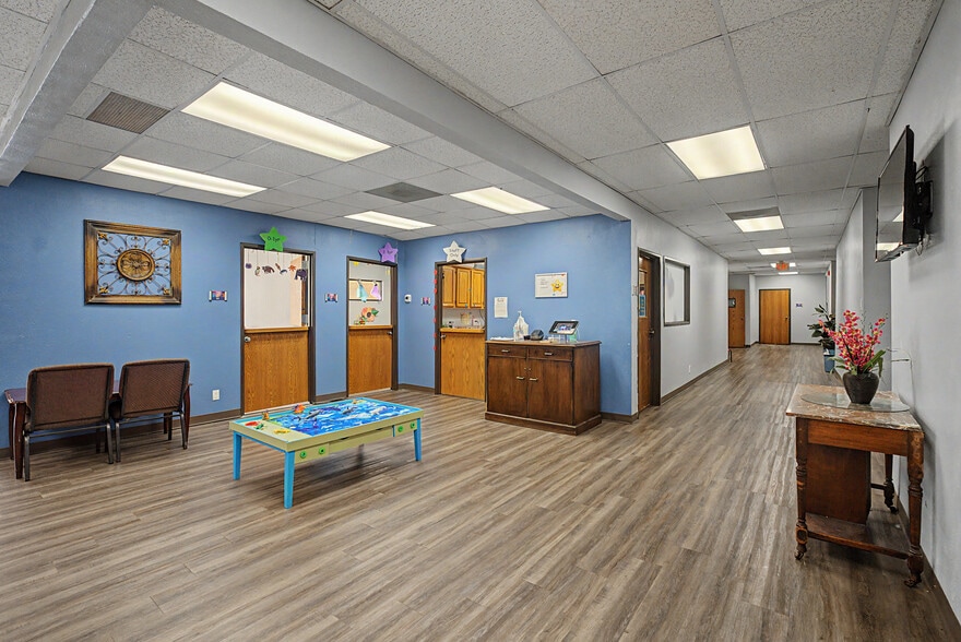 More Photos Of 2111 Skyline Dr, Mesquite Religious Facility For Sale