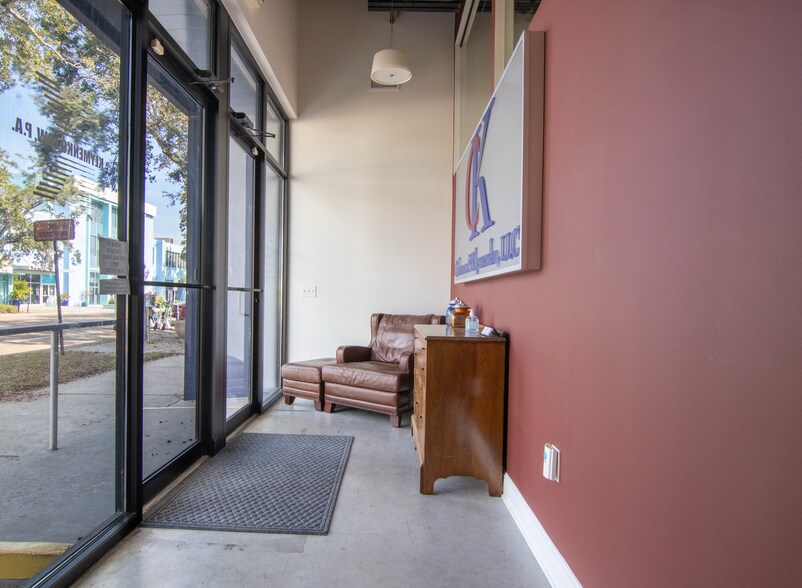 More Photos Of 1980 Central Ave, Saint Petersburg Loft Creative Space For Lease