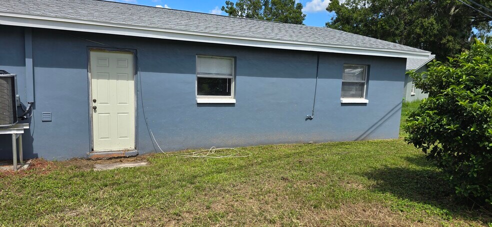 More Photos Of 3404 Dahlia Pl, Largo Apartments For Sale