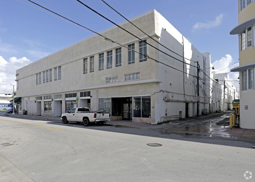 More Photos Of 1201-1205 Washington Ave, Miami Beach Storefront For Lease