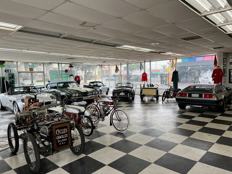 More Photos Of 1858 E Thompson Blvd, Ventura Auto Dealership For Sale
