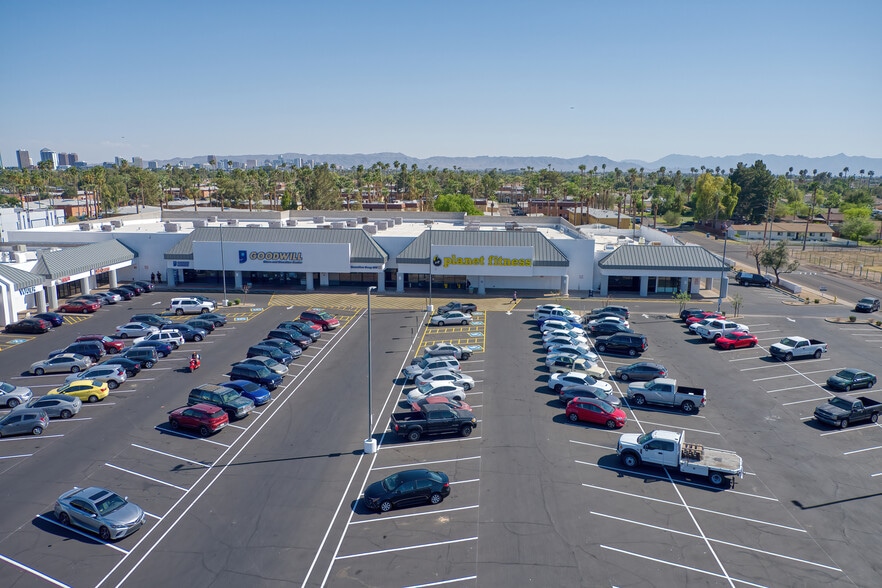 More Photos Of 1615-1635 W Camelback Rd, Phoenix Unknown For Lease
