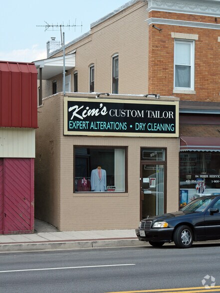Primary Photo Of 5518 Harford Rd, Baltimore Storefront For Sale