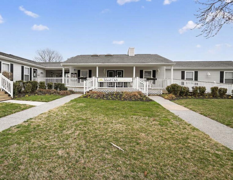 More Photos Of 1500 Sharen Dr, Salisbury Apartments For Sale