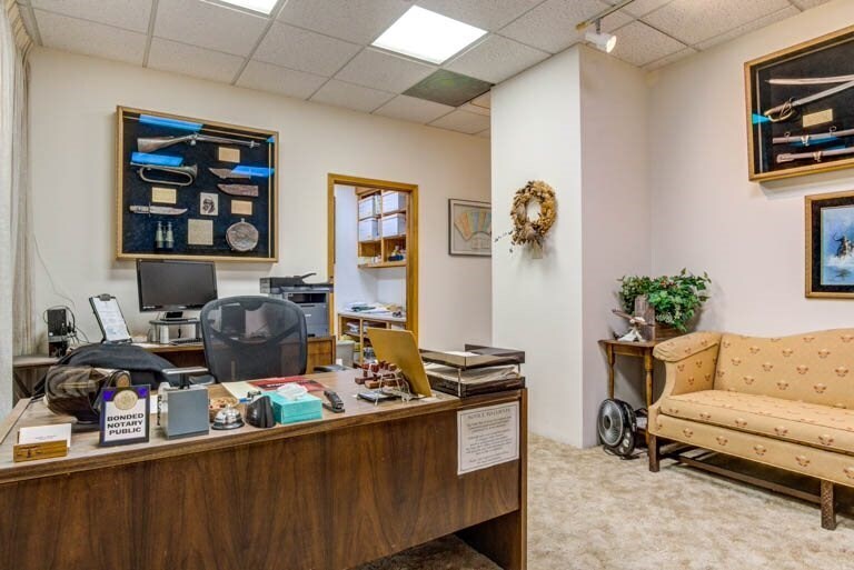 More Photos Of 222 S Sidney Baker St, Kerrville Office For Sale