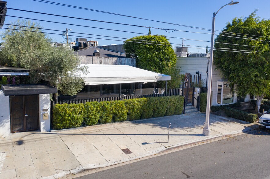 More Photos Of 730 N La Cienega Blvd, Los Angeles Restaurant For Lease