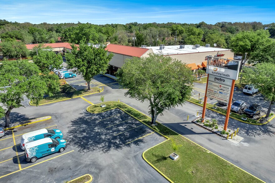 More Photos Of 6801-6925 W Colonial Dr, Orlando Unknown For Lease