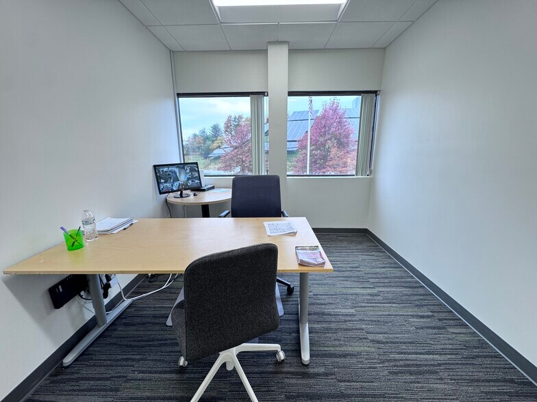 More Photos Of 100 Pennsylvania Ave, Framingham Office For Lease