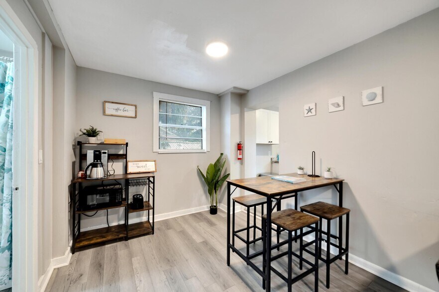 More Photos Of 4209 N 14th St, Tampa Multifamily For Sale