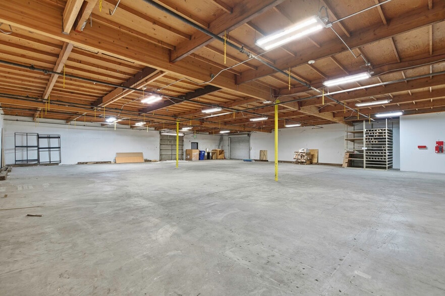 More Photos Of 3601 Ming Ave, Bakersfield Freestanding For Lease