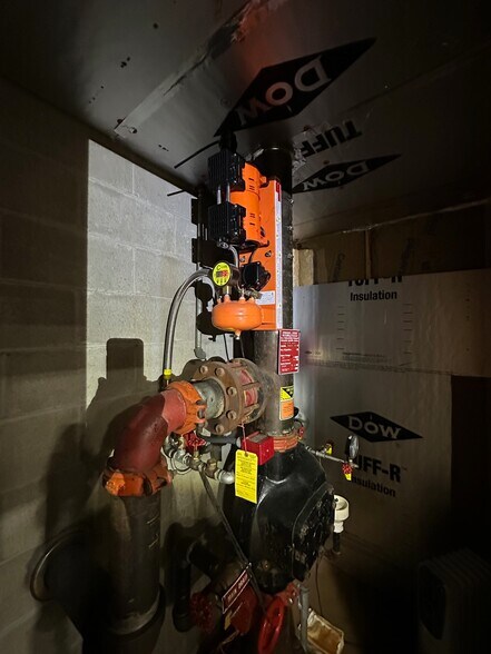 More Photos Of 5 Pruyn's Island Dr, Glens Falls Unknown For Lease