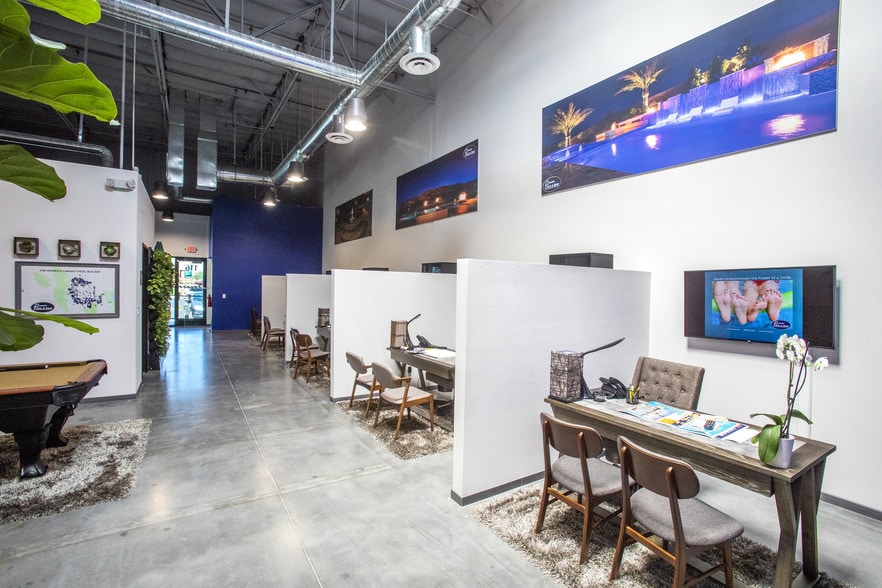 More Photos Of 6445 W Sunset Rd, Las Vegas Warehouse For Lease