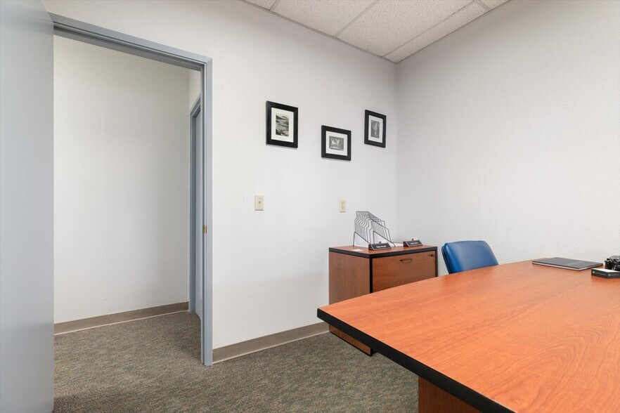 More Photos Of 5589 Harbor Road Rd, Freeland Office Residential For Sale