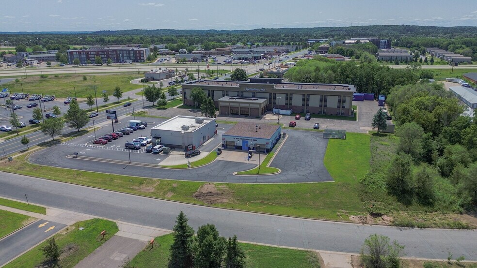 More Photos Of 2610 Craig Rd, Eau Claire Carwash For Sale