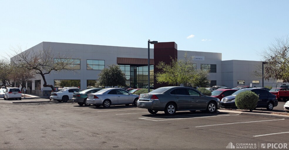 More Photos Of 3755 N Business Center Dr, Tucson Manufacturing For Lease