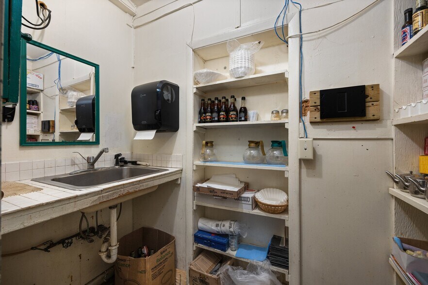 More Photos Of , Beaver Island General Retail For Sale