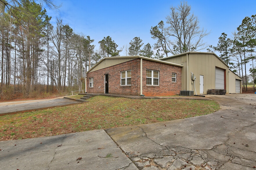 More Photos Of 361 Holcombe Rd, Bremen Warehouse For Lease