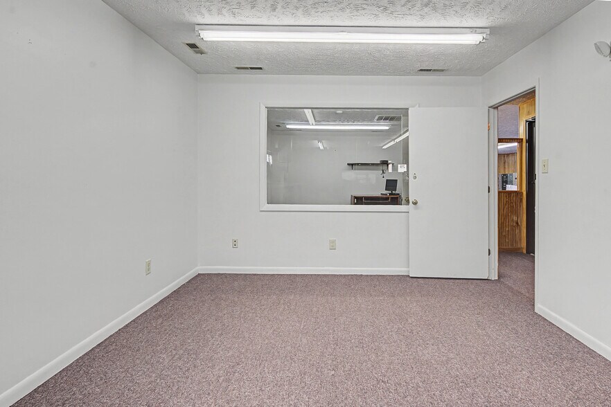 More Photos Of 219 N Main St, Spring Lake Bank For Sale
