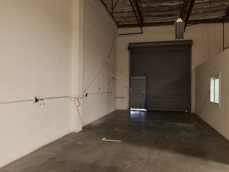 More Photos Of 707 Heinz Ave, Berkeley Warehouse For Lease