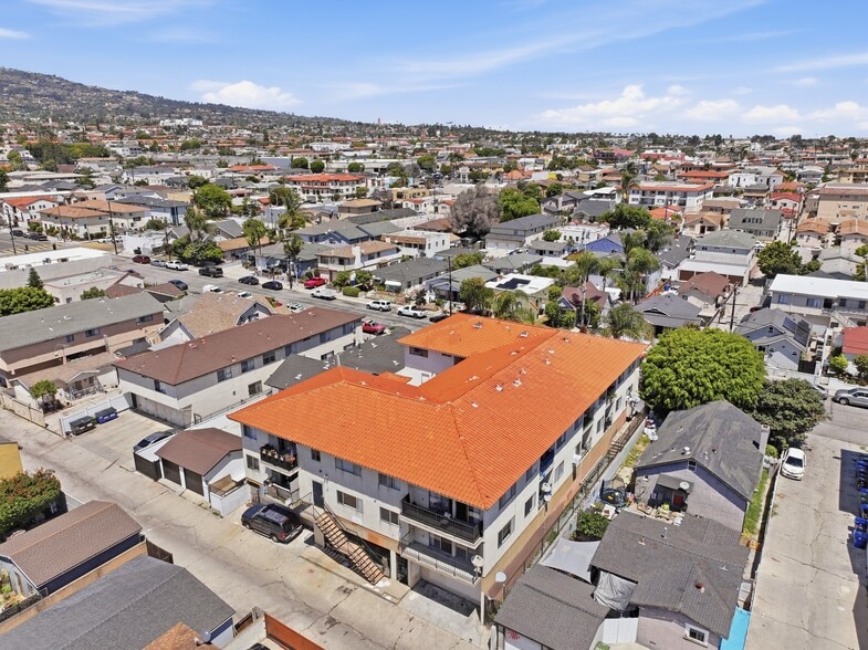 More Photos Of 635 W 15th St, San Pedro Apartments For Sale
