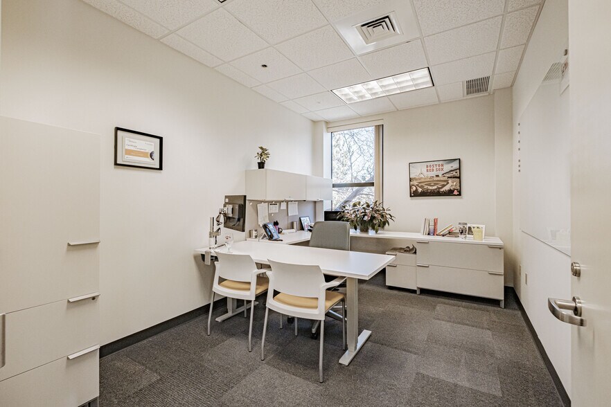 More Photos Of 6 Ashley Dr, Scarborough Office For Lease