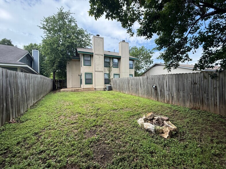 More Photos Of 12307 Deer Falls Dr, Austin Apartments For Sale