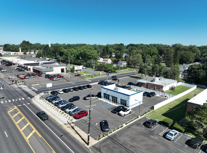 More Photos Of 305 E County Line Rd, Hatboro Auto Dealership For Sale