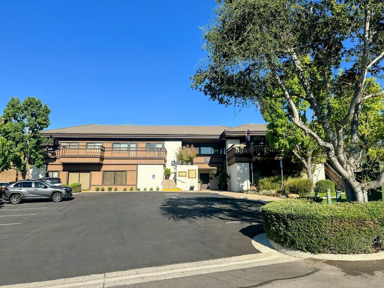 Primary Photo Of 684-690 Alamo Pintado Rd, Solvang Office For Lease