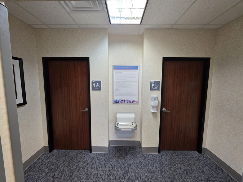 More Photos Of 216-222 E Township St, Fayetteville Medical For Sale