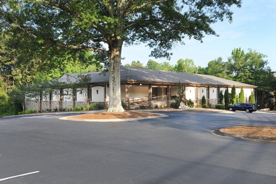 More Photos Of 465 Winn Way, Decatur Medical For Lease